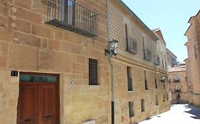 Apartamentos La Camelia
